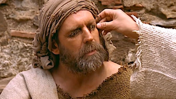 A blind man has mud put on his eyes by Jesus in 2003's 'The Gospel of John.' (Courtesy Gospel of John Ltd.)